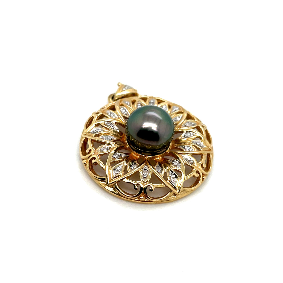 14k Yellow Gold Tahitian Pearl Diamond 0.18 CT TW Pendant
