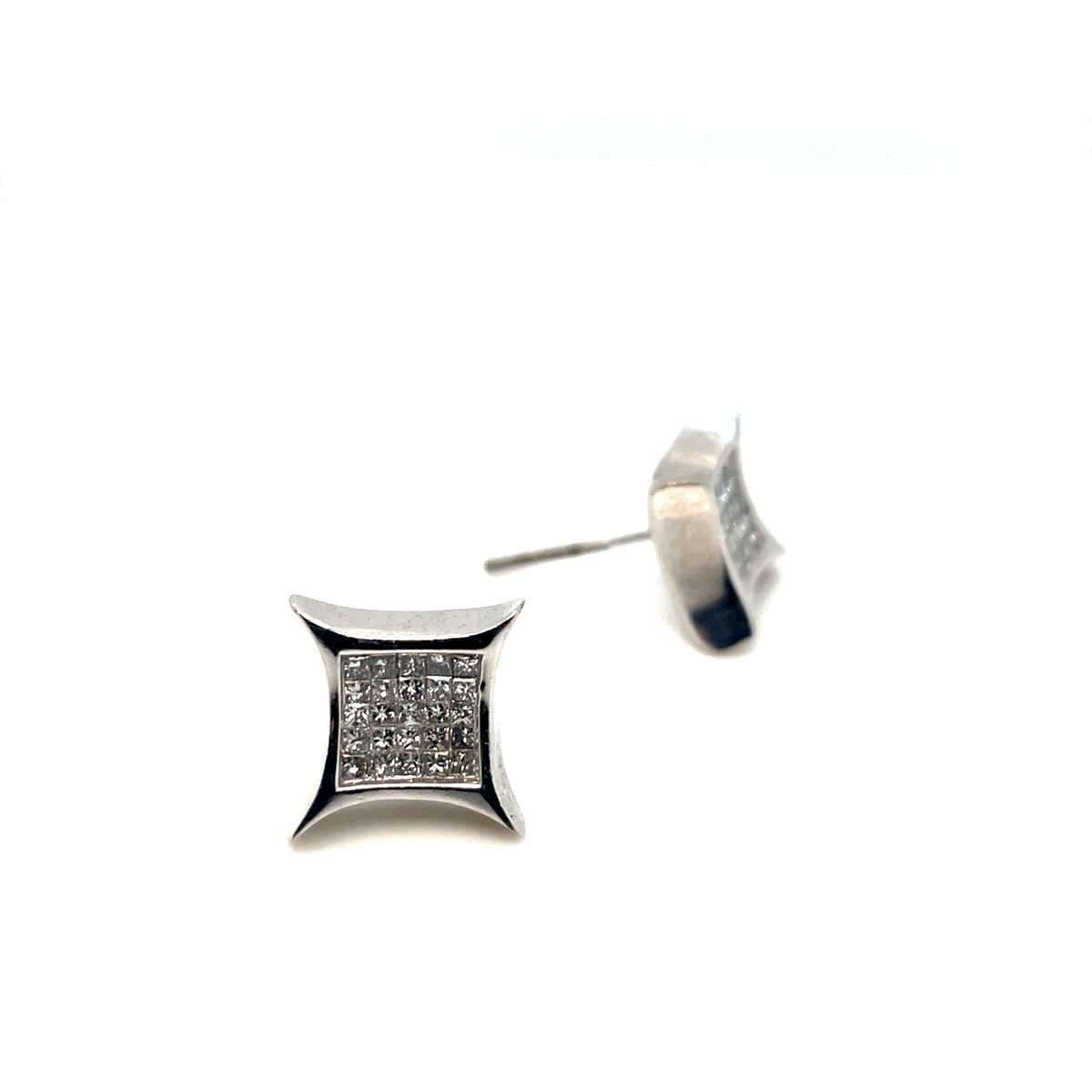 14k White Gold 0.5 CT TW Diamonds Earrings