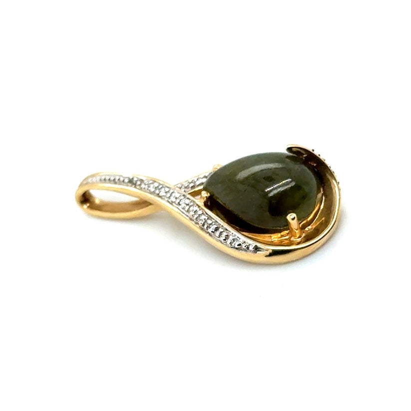 14k Yellow Gold Jadeite Jade and Diamond Pendant