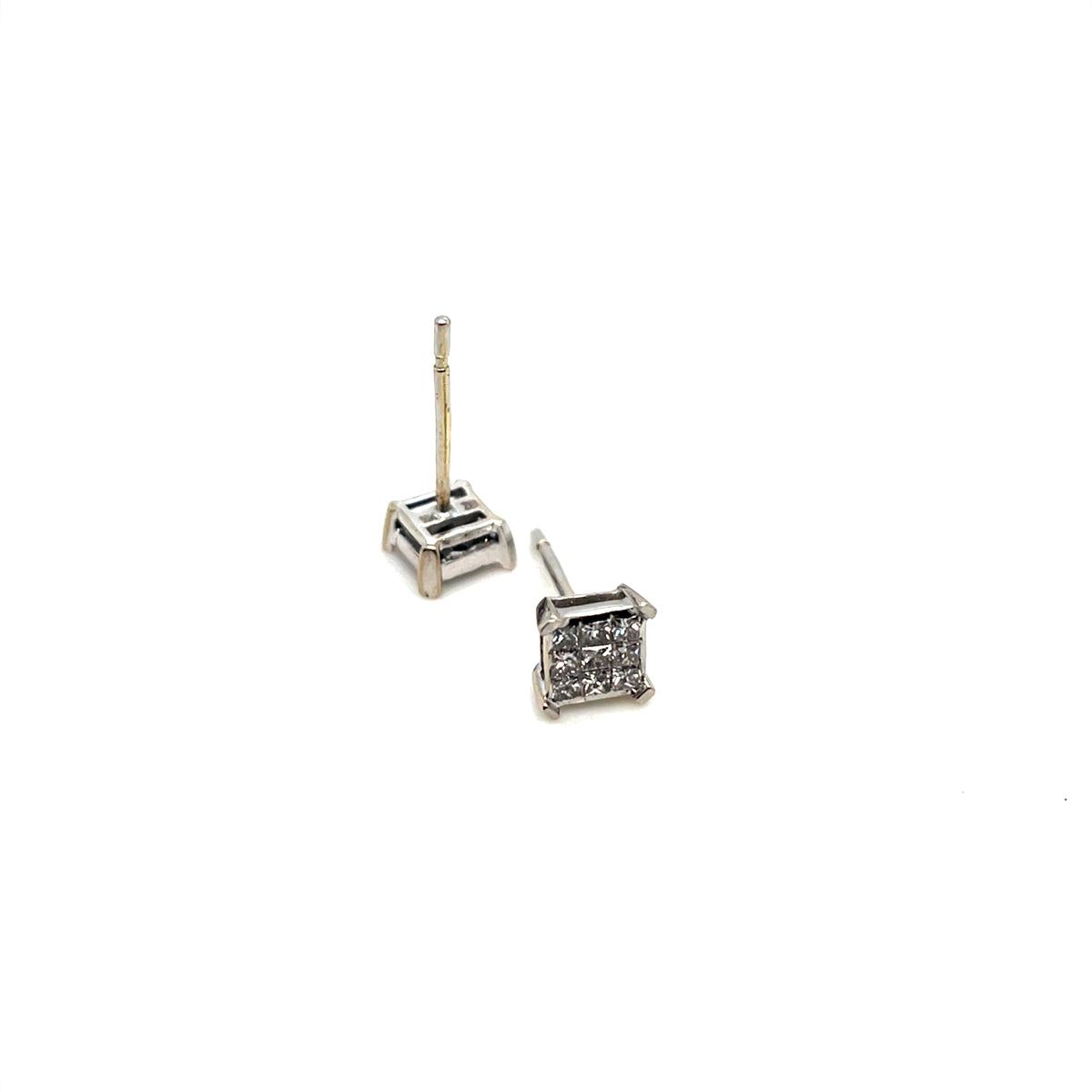 14k White Gold 0.50 CT TW Diamonds Earrings