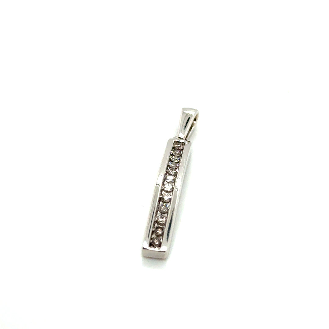 14k White Gold 0.30 CT TW Diamond Pendant