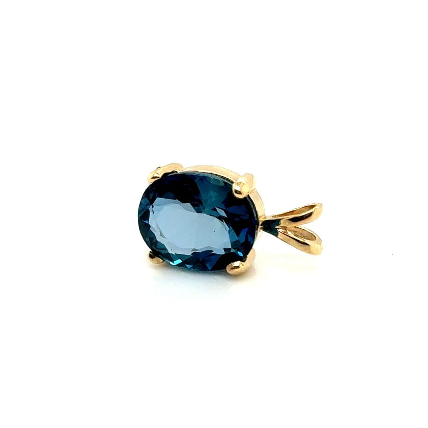 New 14k Yellow Gold London Blue Oval Topaz Pendant