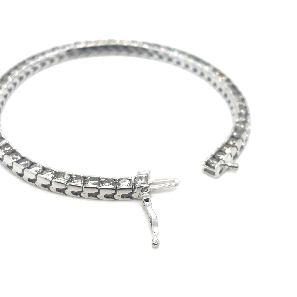 14k White Gold 3.92 CT TW Diamonds Bracelet