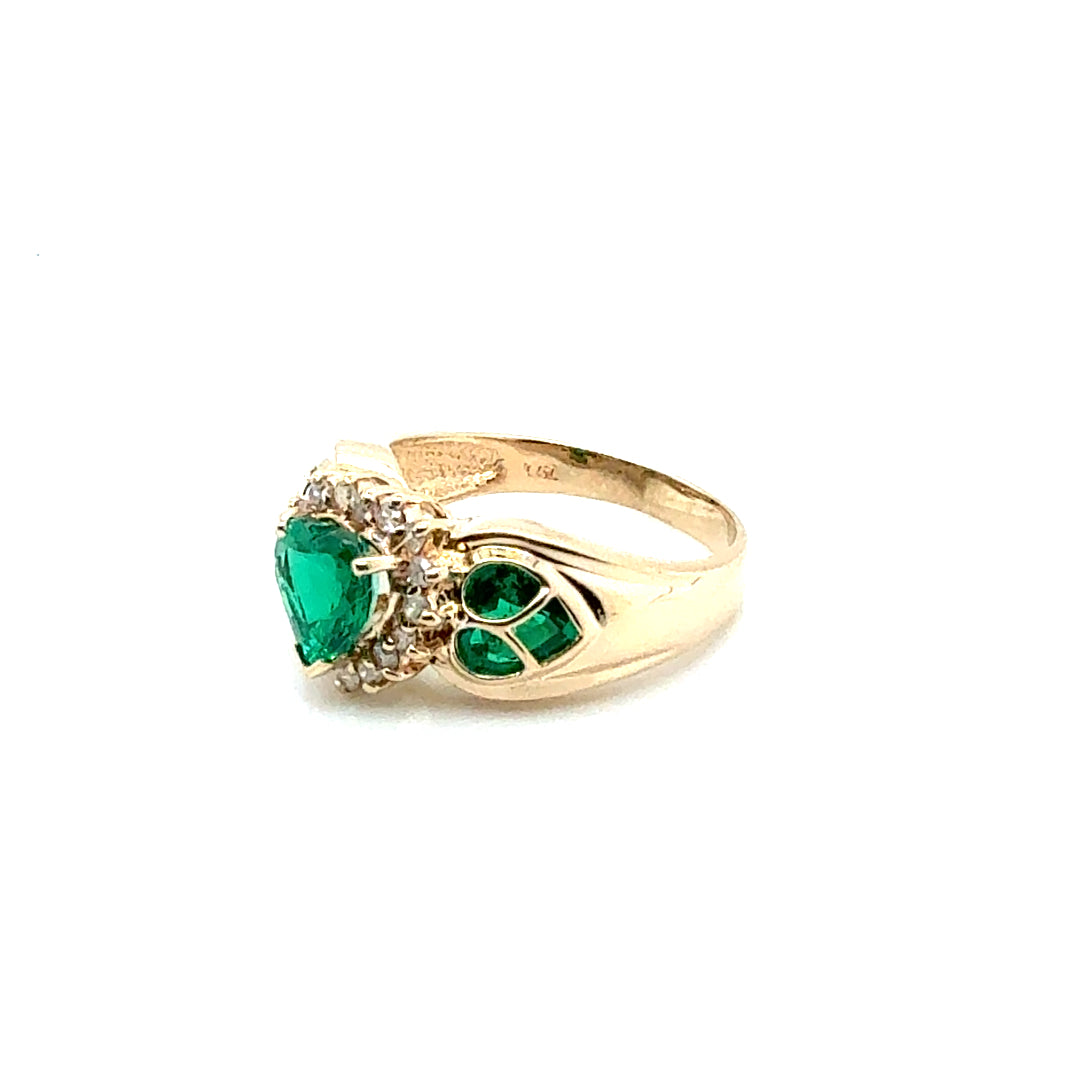 New 14k Yellow Gold Heart Diamond Ring
