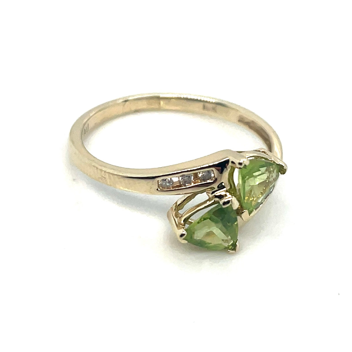 10k Yellow Gold Peridot Diamond Ring