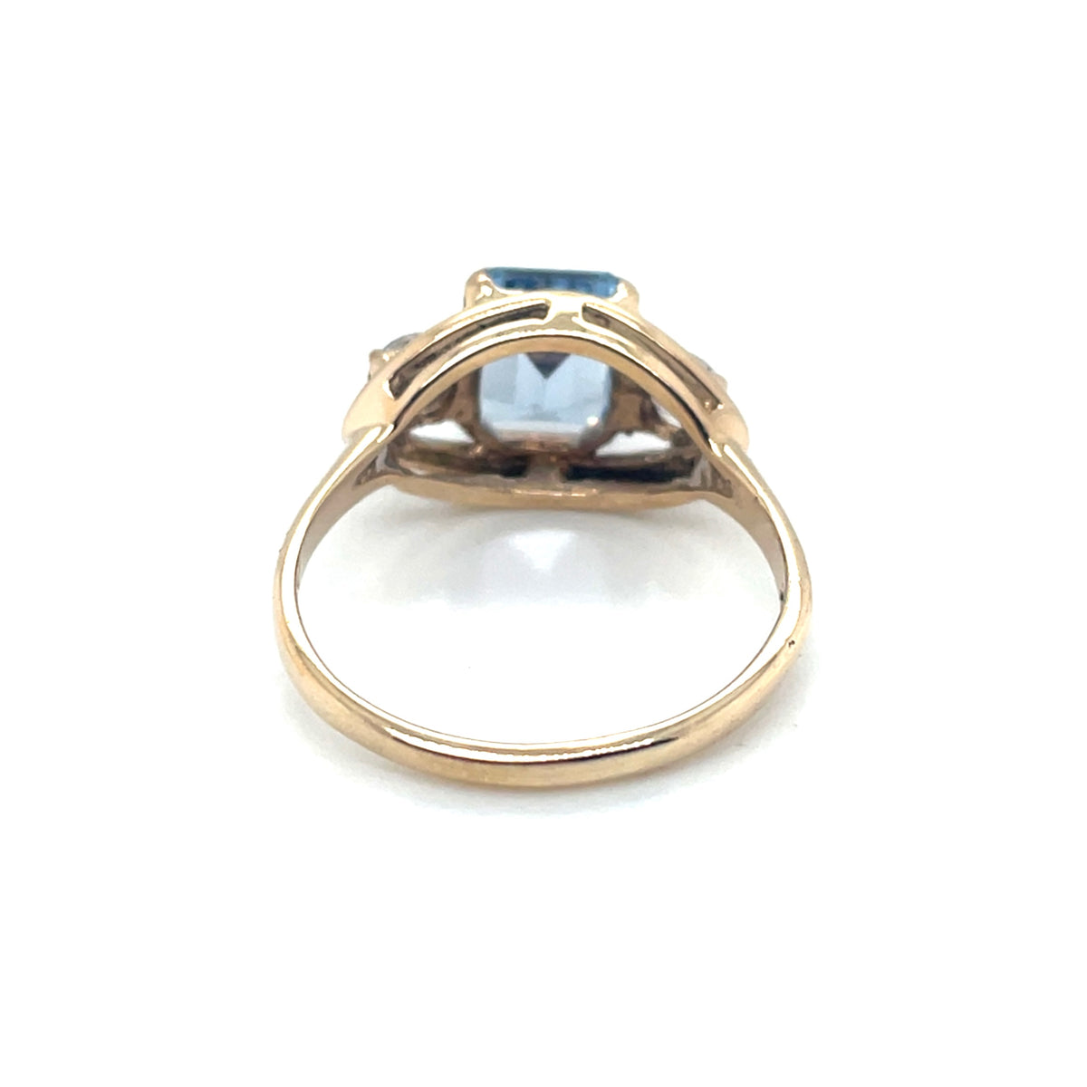 10k Yellow Gold Topaz and Cubic Zirconia Romany Ring