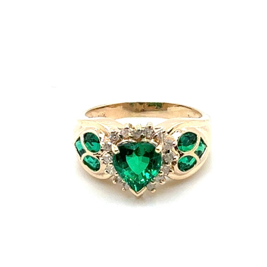 New 14k Yellow Gold Heart Diamond Ring