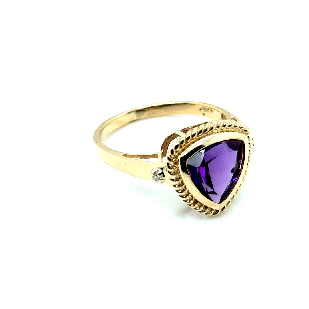 New 10k Yellow Gold Amethyst Ring